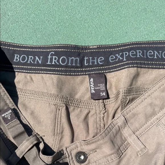 Prana Mens brown shorts - Picture 2 of 4